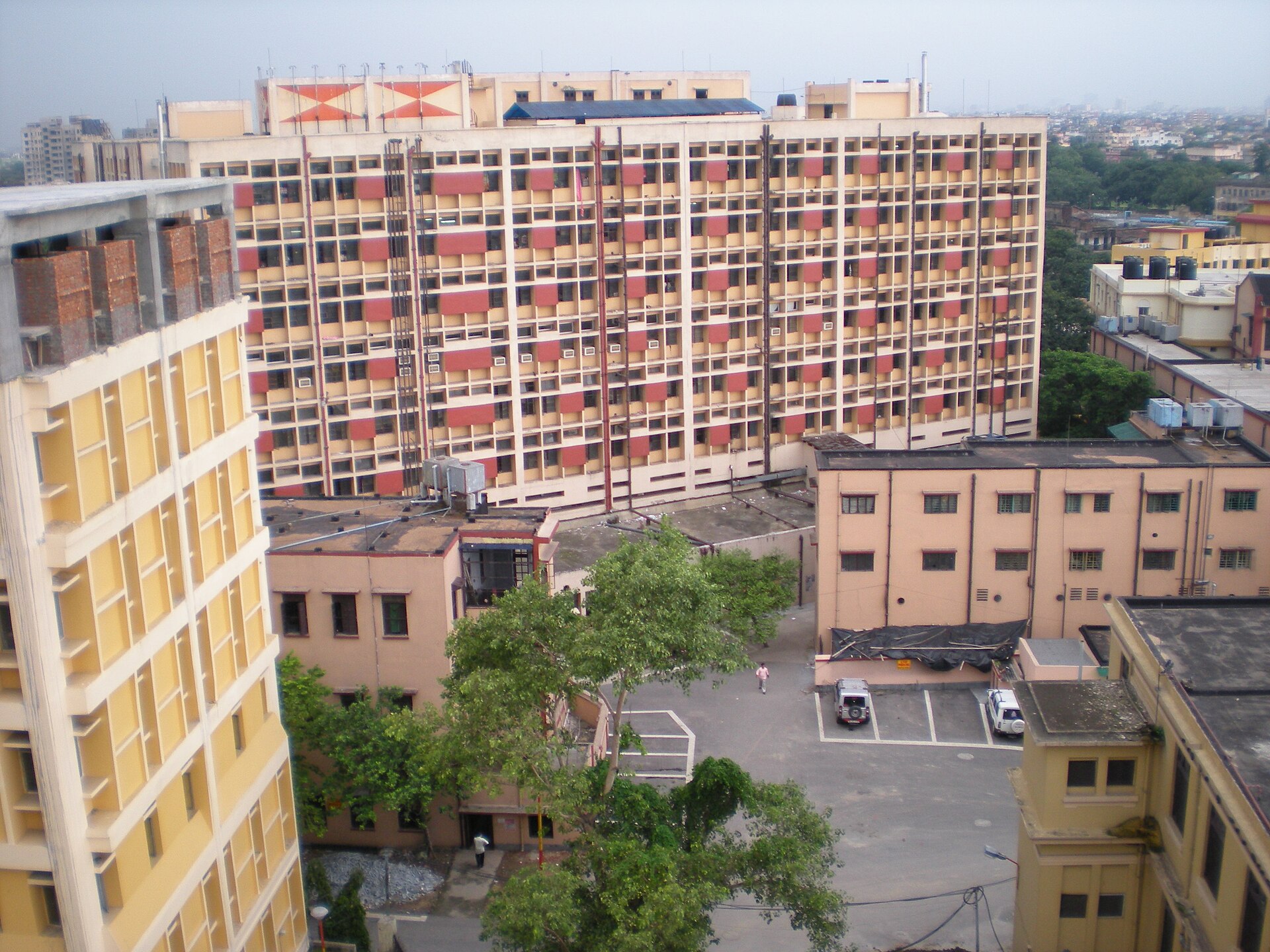 R. G. Kar Medical College exterior