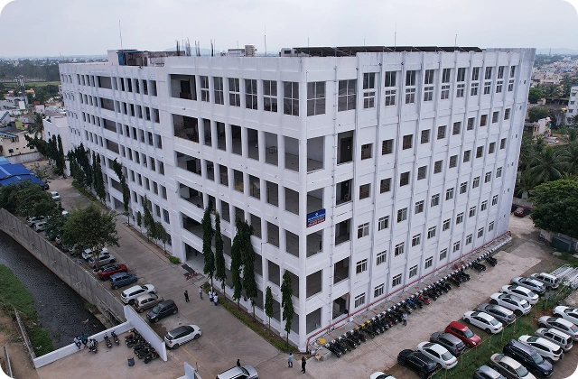 Sri Muthukumaran Medical College,Chennai campus