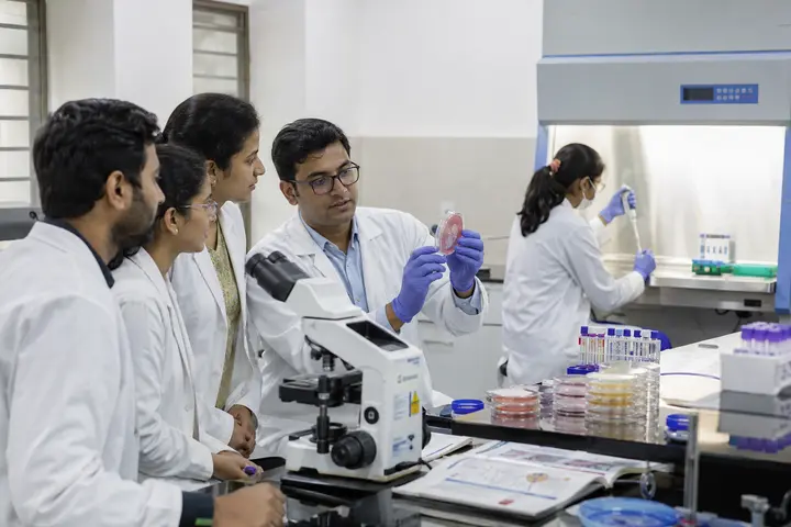 Doctorate of Medicine in Infectious Disease students participating in practical healthcare education