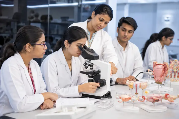 Master of Science in Clinical Embryology students participating in practical healthcare education